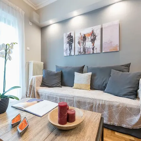 Apartment Elegant Living At The Heart Of Athens