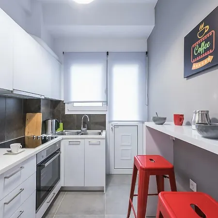 Elegant Living At The Heart Of Athens