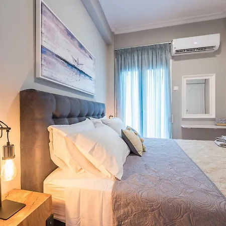 Apartment Elegant Living At The Heart Of