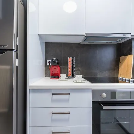 Elegant Living At The Heart Of *